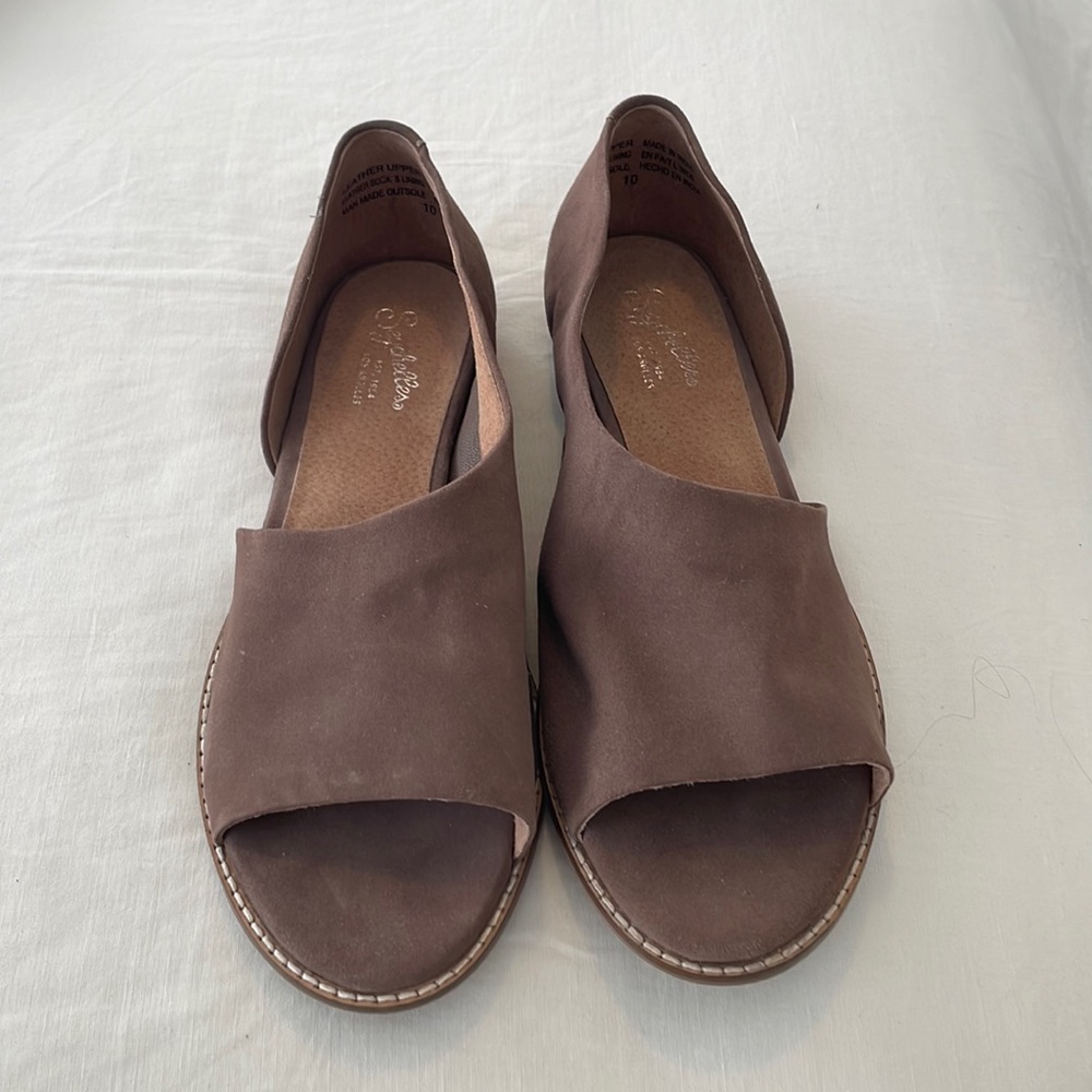 Seychelles suede flats size 10 NWT.